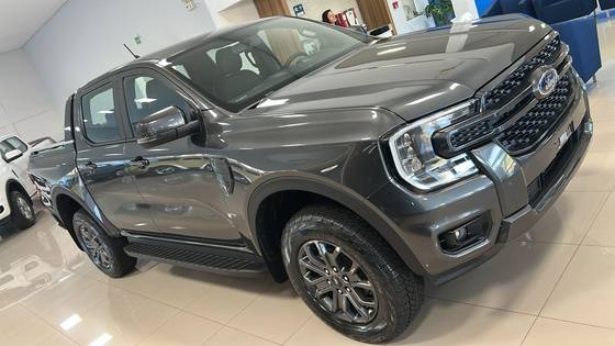 FORD RANGER 2.0 TURBO DIESEL CD BLACK 4X2 AUTOMÁTICO FORD RANGER 2.0 TURBO DIESEL CD BLACK 4X2 AUTOMÁTICO